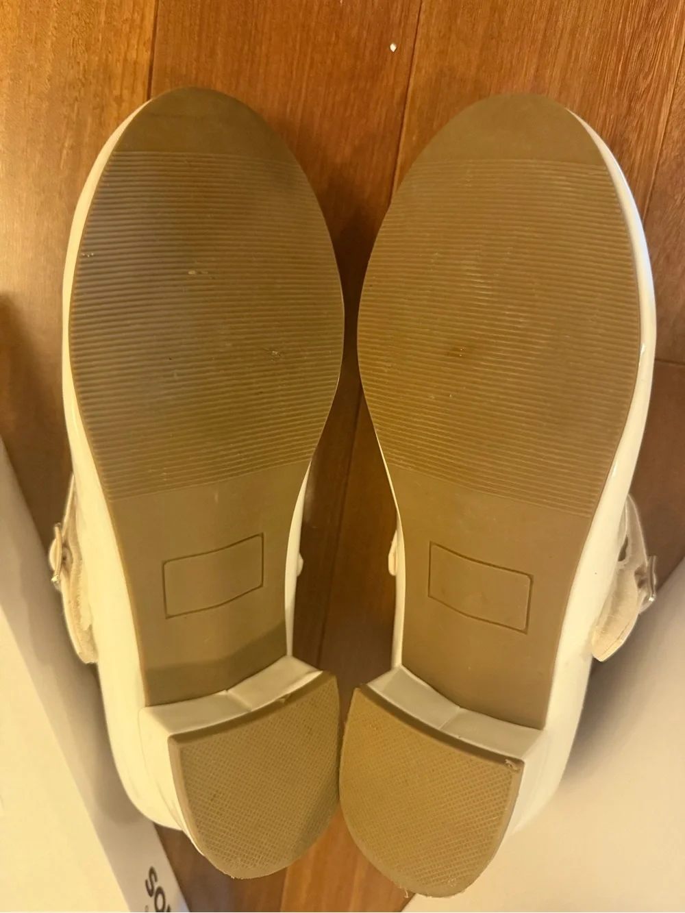 Sonoma White Patent Mary Jane Dress Shoes with Velcro Straps Girls Sz 3 - GUC